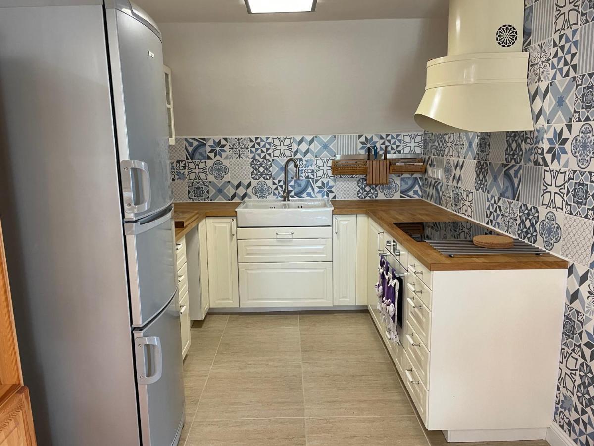 Apartman U Brezinu ズノイモ エクステリア 写真
